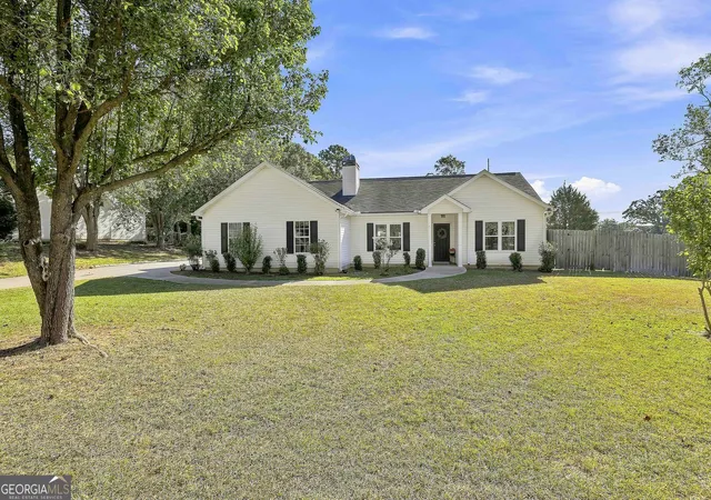 Photo 3 of Single family home for sale at 13 Lassetter Rd, Sharpsburg, GA 30277 | MLS# 10844098 | Listing updated on 2026-09-15