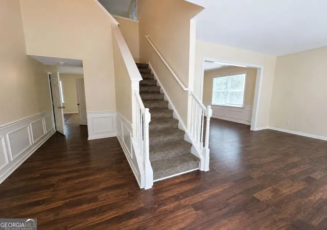 Photo 3 of Single family home for sale at 3568 Park Hl Cir, Loganville, GA 30052 | MLS# 10840775 | Listing updated on 2026-09-18