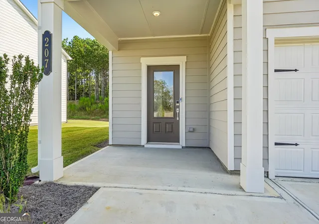 Photo 2 of Sale Pending at 207 Groveton Ct, Euharlee, GA 30145 | MLS# 10830708 | Listing updated on 2026-09-30