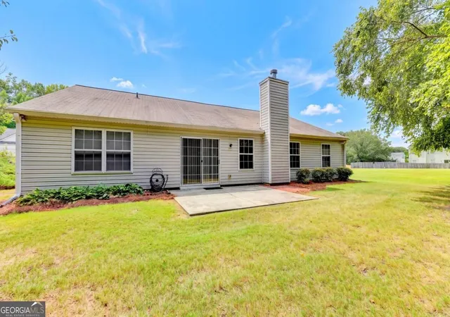 Photo 2 of Single family home for sale at 3065 Evergreen Eve Xing, Dacula, GA 30019 | MLS# 10852258 | Listing updated on 2026-10-09