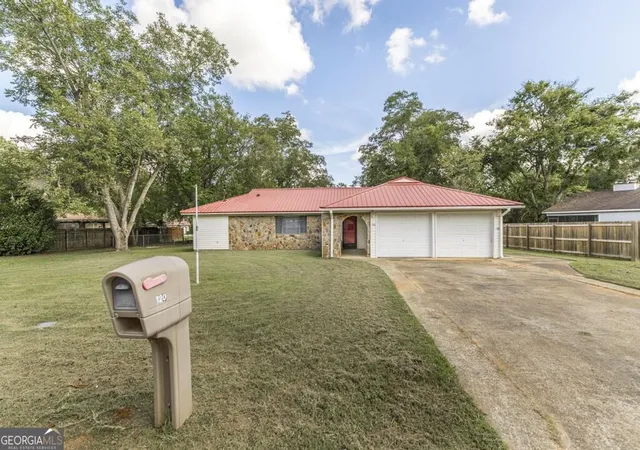 Photo 1 of Sale Pending at 120 Haag Dr, Warner Robins, GA 31093 | MLS# 10847006 | Listing updated on 2026-09-16