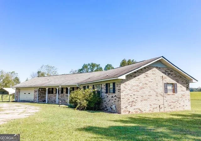 Photo 2 of Sale Pending at 1762 2nd Kolomoki Rd, Blakely, GA 39823 | MLS# 10875515 | Listing updated on 2026-10-29
