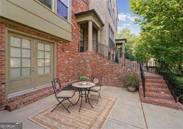 Photo 2 of Townhouse for sale at 530 Micayne Cir SE #4, Smyrna, GA 30082 | MLS# 10851647 | Listing updated on 2026-10-07