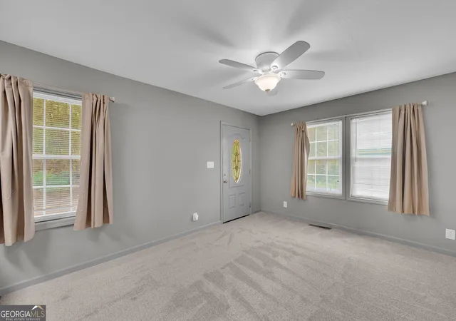 Photo 3 of Single family home for sale at 393 N Red Rock Rd, Toccoa, GA 30577 | MLS# 10852367 | Listing updated on 2026-10-08