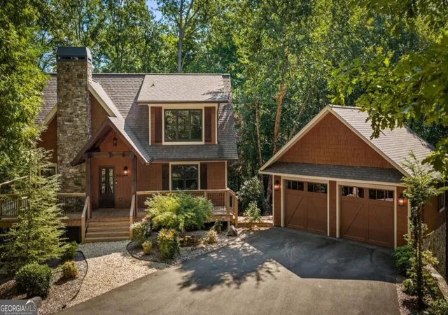 Photo 1 of Single family home for sale at 2634 Mountain Tops Rd, Blue Ridge, GA 30513 | MLS# 10840024 | Listing updated on 2026-09-20