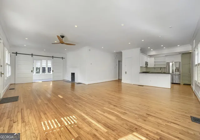 Photo 4 of Single family home for sale at 534 Ponce De Leon Pl, Decatur, GA 30030 | MLS# 10878722 | Listing updated on 2026-10-30