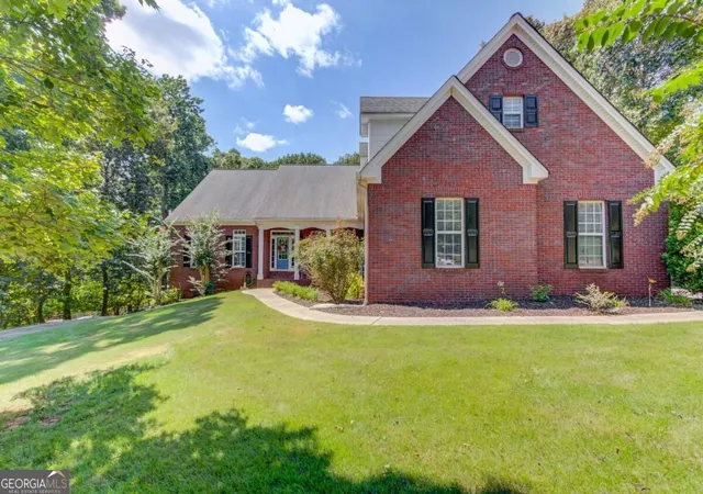 Photo 3 of Single family home for sale at 289 Gold Crst Dr, Braselton, GA 30517 | MLS# 10844425 | Listing updated on 2026-09-11
