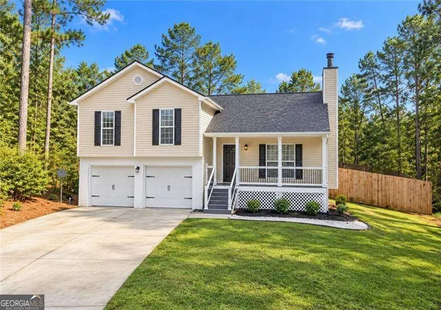 Photo 1 of Single family home for sale at 1653 Amalie Dr, Statham, GA 30666 | MLS# 10880198 | Listing updated on 2026-10-29
