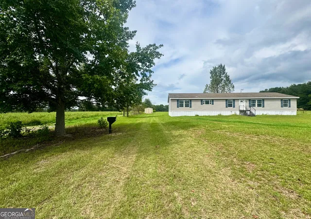Photo 2 of Manufactured home for sale at 2217 Mallard Pond Rd, Statesboro, GA 30461 | MLS# 10837015 | Listing updated on 2026-09-15