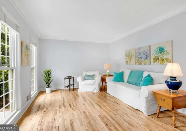 Photo 3 of Single family home for sale at 5197 Riverhill Rd NE, Marietta, GA 30068 | MLS# 10839289 | Listing updated on 2026-09-17