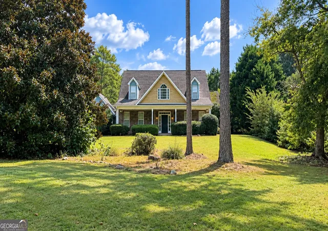 Photo 2 of Single family home for sale at 85 Rock Ml Trl, Senoia, GA 30276 | MLS# 10839816 | Listing updated on 2026-10-04
