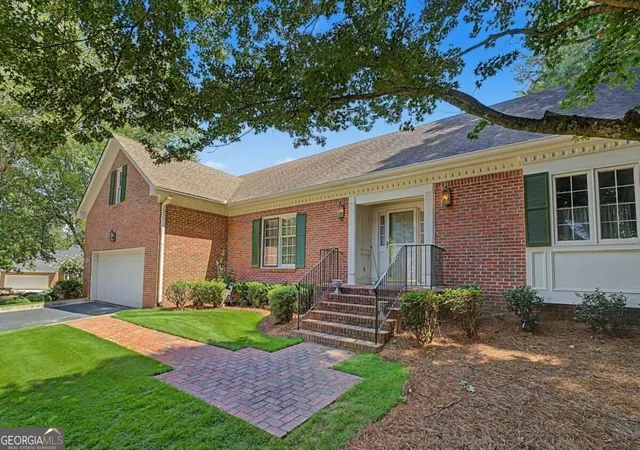 Photo 2 of Single family home for sale at 1883 Bedfordshire Ct, Decatur, GA 30033 | MLS# 10849438 | Listing updated on 2026-09-20