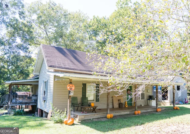 Photo 2 of Single family home for sale at 27 Oklahoma St, Reynolds, GA 31076 | MLS# 10871761 | Listing updated on 2026-10-27