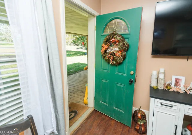 Photo 4 of Single family home for sale at 27 Oklahoma St, Reynolds, GA 31076 | MLS# 10871761 | Listing updated on 2026-10-27