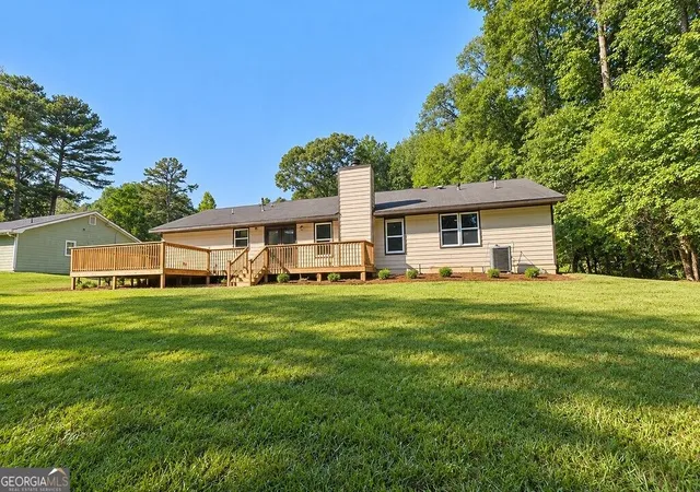 Photo 3 of Single family home for sale at 190 Mountain View Cir, Covington, GA 30016 | MLS# 10850171 | Listing updated on 2026-09-22