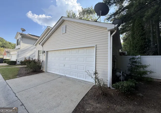Photo 1 of Single family home for sale at 345 Windcroft Cir NW, Acworth, GA 30101 | MLS# 10850681 | Listing updated on 2026-10-06