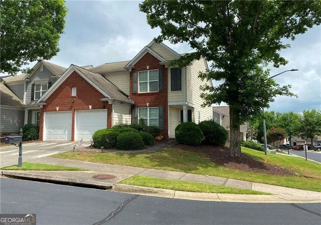 Photo 2 of Townhouse for sale at 294 Balaban Cir, Woodstock, GA 30188 | MLS# 10837609 | Listing updated on 2026-09-15