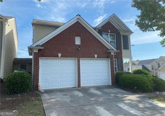 Photo 3 of Townhouse for sale at 294 Balaban Cir, Woodstock, GA 30188 | MLS# 10837609 | Listing updated on 2026-09-15