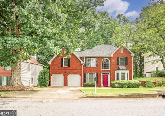 Single family home for sale at 2140 Soft Pine Ln, Acworth, GA 30102 | MLS# 10843944