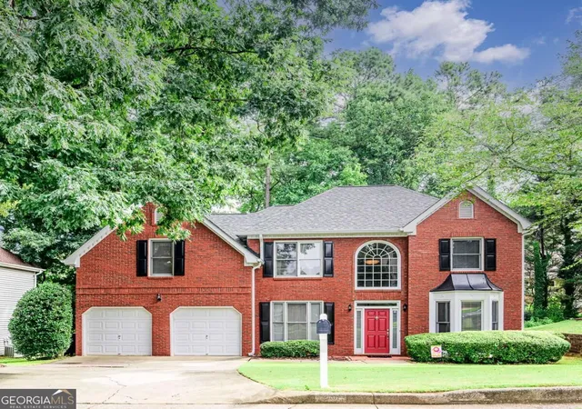 Photo 2 of Single family home for sale at 2140 Soft Pine Ln, Acworth, GA 30102 | MLS# 10843944 | Listing updated on 2026-10-11