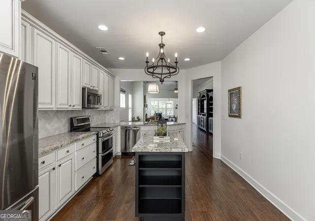 Photo 3 of Single family home for sale at 3522 Blue Cypress Cvs, Gainesville, GA 30504 | MLS# 10831601 | Listing updated on 2026-10-09