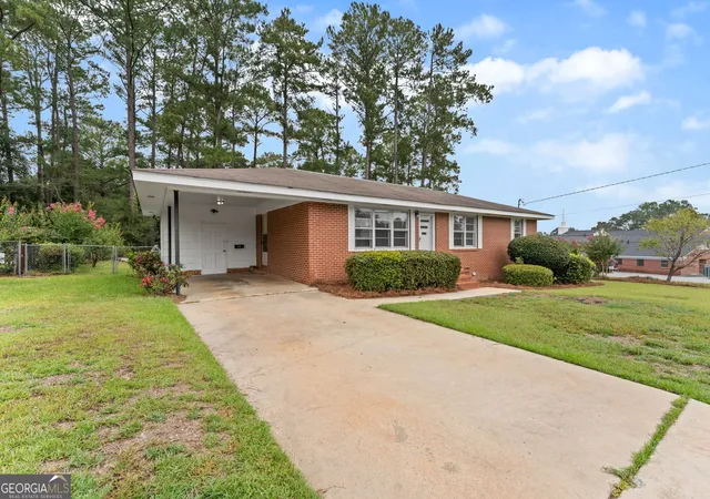 Photo 2 of Single family home for sale at 116 Watson St # 713, Hawkinsville, GA 31036 | MLS# 10847813 | Listing updated on 2026-09-24