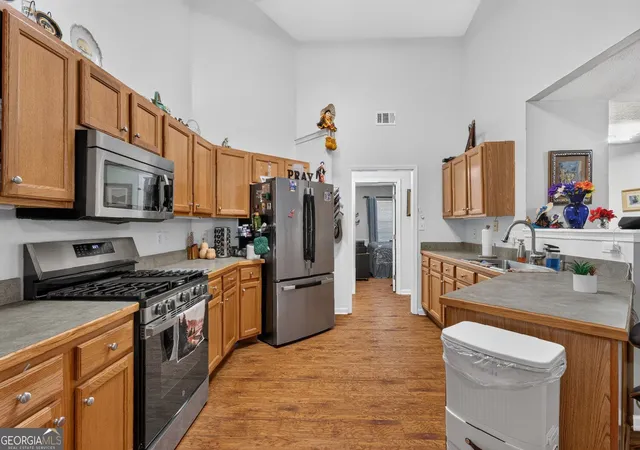 Photo 3 of Single family home for sale at 4692 Devencrest Ln, Buford, GA 30519 | MLS# 10847004 | Listing updated on 2026-09-30