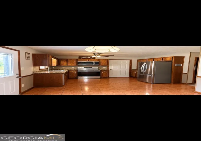 Photo 2 of Single family home for sale at 130 Saddleview Ln, Ellenwood, GA 30294 | MLS# 10848037 | Listing updated on 2026-09-17