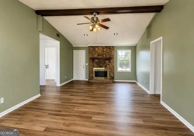 Photo 2 of Single family home for sale at 1529 S Davis Rd, Lagrange, GA 30241 | MLS# 10840421 | Listing updated on 2026-09-23