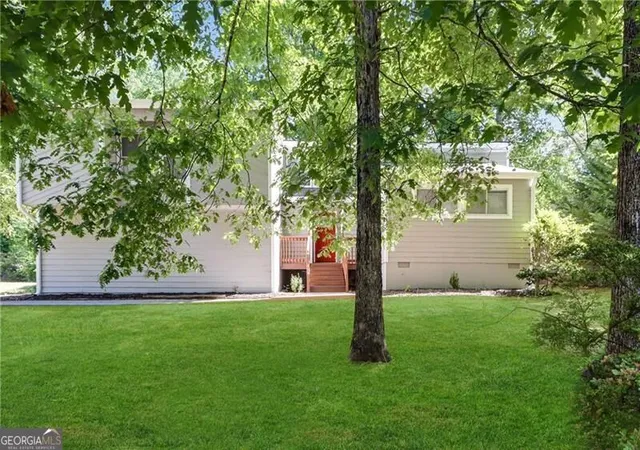 Photo 1 of Single family home for sale at 704 Lost Crk Cir, Stone Mountain, GA 30088 | MLS# 10849238 | Listing updated on 2026-10-03