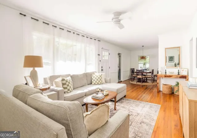 Photo 3 of Sale Pending at 865 Stokeswood Ave Se, Atlanta, GA 30316 | MLS# 10852090 | Listing updated on 2026-10-06