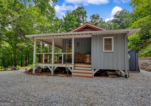 Photo 4 of Single family home for sale at 464 Myrtle Ln, Clayton, GA 30525 | MLS# 10814538 | Listing updated on 2026-09-01