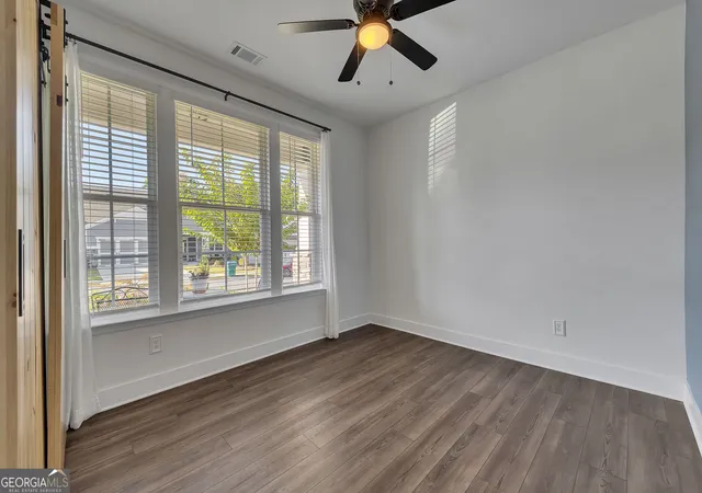 Photo 3 of Single family home for sale at 196 Hickory Blfs Pkwy, Canton, GA 30114 | MLS# 10838259 | Listing updated on 2026-09-24