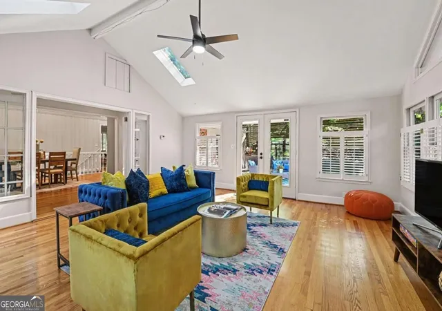 Photo 2 of Single family home for sale at 905 Homewood Ct, Decatur, GA 30033 | MLS# 10845158 | Listing updated on 2026-09-26
