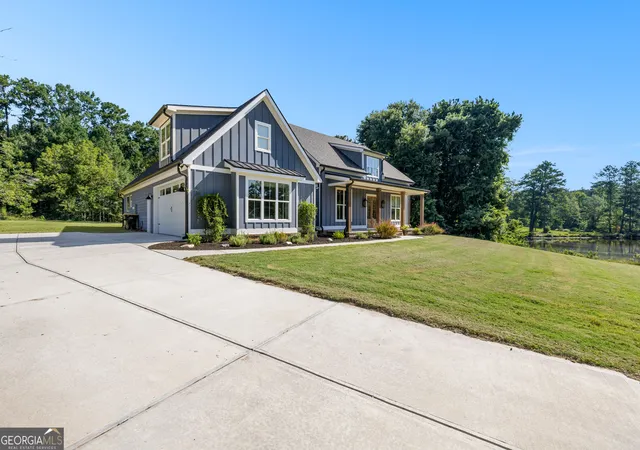 Photo 2 of Single family home for sale at 1005 Goza Rd, Fayetteville, GA 30215 | MLS# 10842756 | Listing updated on 2026-09-09