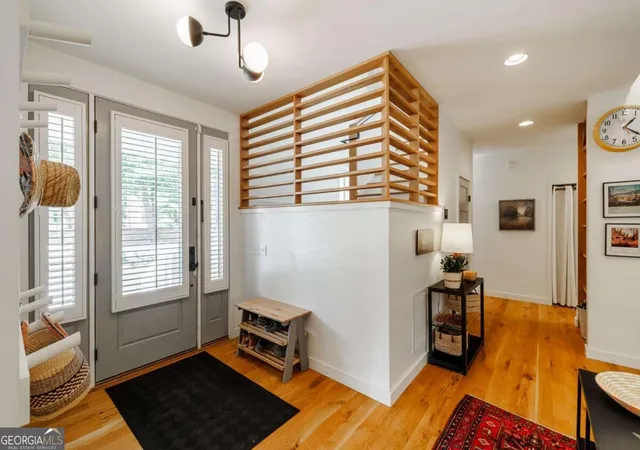 Photo 3 of Single family home for sale at 610 Holman Ave, Athens, GA 30606 | MLS# 10837131 | Listing updated on 2026-09-14