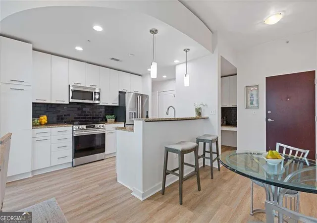 Photo 1 of Condo for sale at 3300 Windy Ridge Pkwy Se #1005, Atlanta, GA 30339 | MLS# 10830472 | Listing updated on 2026-09-27