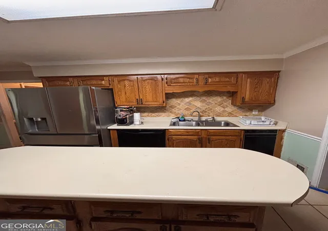 Photo 4 of Single family home for sale at 10992 Twelve Oaks Ct, Hampton, GA 30228 | MLS# 10842380 | Listing updated on 2026-10-27
