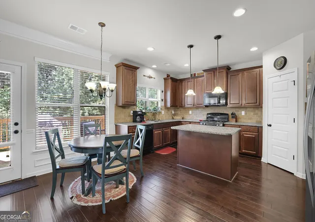 Photo 3 of Single family home for sale at 6120 Stillwood Ln, Cumming, GA 30041 | MLS# 10777509 | Listing updated on 2026-10-17