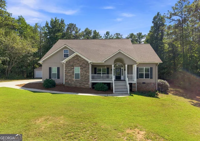 Photo 1 of Single family home for sale at 30 Willow Leaf Dr, Buchanan, GA 30113 | MLS# 10843493 | Listing updated on 2026-10-06