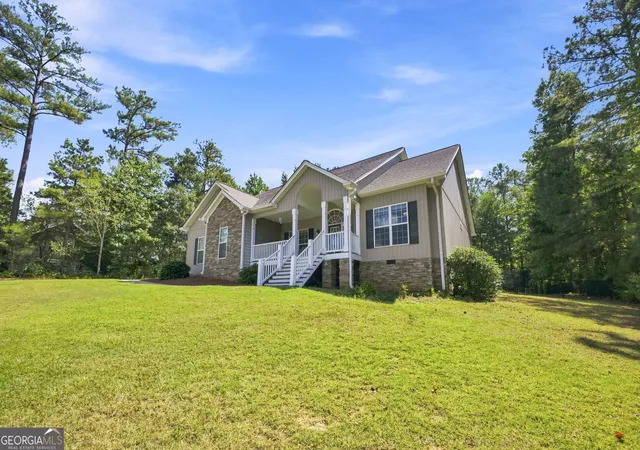 Photo 2 of Single family home for sale at 30 Willow Leaf Dr, Buchanan, GA 30113 | MLS# 10843493 | Listing updated on 2026-10-06