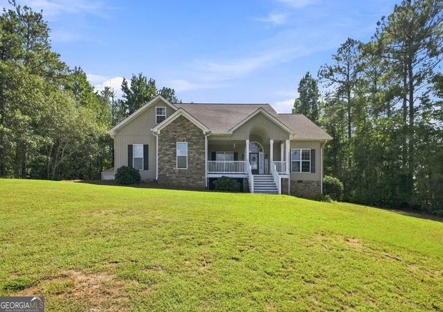 Photo 4 of Single family home for sale at 30 Willow Leaf Dr, Buchanan, GA 30113 | MLS# 10843493 | Listing updated on 2026-10-06