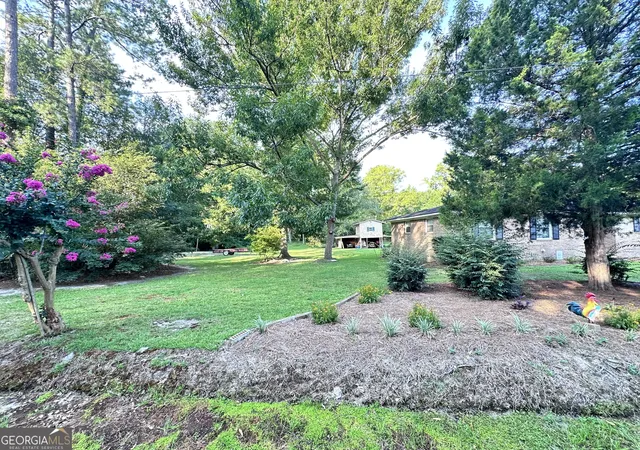 Photo 3 of Single family home for sale at 94 E Bruce St, Mc Rae Helena, GA 31055 | MLS# 10875510 | Listing updated on 2026-10-28