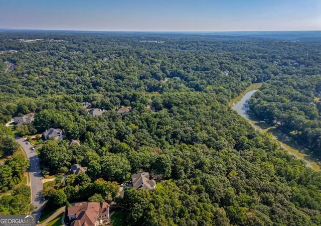 Photo 2 of Mansion for sale at 8370 Sentinae Chase Dr, Roswell, GA 30076 | MLS# 10851196 | Listing updated on 2026-10-06