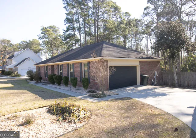 Photo 2 of Single family home for sale at 410 Cardinal Dr, Statesboro, GA 30461 | MLS# 10837377 | Listing updated on 2026-09-15