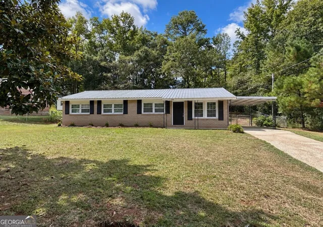 Photo 1 of Single family home for sale at 119 Sir Lancelot Dr, Lagrange, GA 30241 | MLS# 10853640 | Listing updated on 2026-09-25