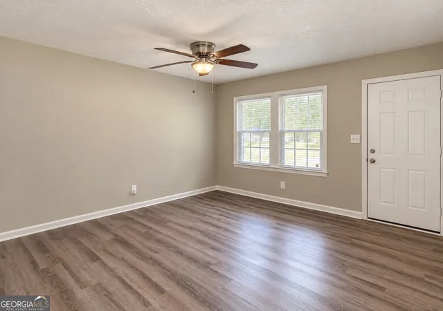 Photo 3 of Single family home for sale at 119 Sir Lancelot Dr, Lagrange, GA 30241 | MLS# 10853640 | Listing updated on 2026-09-25