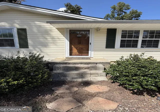 Photo 3 of Single family home for sale at 13 Cordle Dr Ne, Rome, GA 30165 | MLS# 10844423 | Listing updated on 2026-09-15