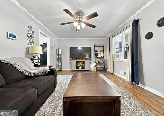 Photo 3 of Single family home for sale at 329 Dale Dr, Griffin, GA 30223 | MLS# 10835219 | Listing updated on 2026-09-13