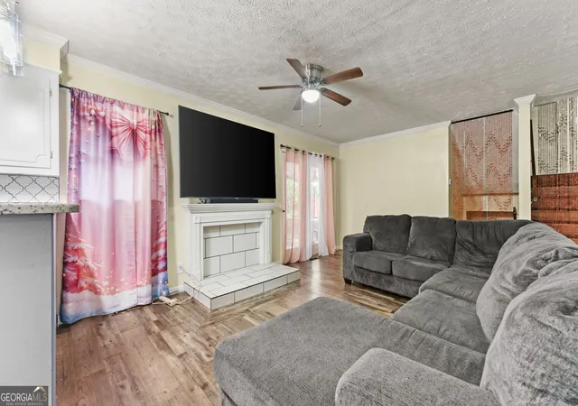 Photo 2 of Single family home for sale at 301 Briarwood Dr, Calhoun, GA 30701 | MLS# 10837987 | Listing updated on 2026-09-16